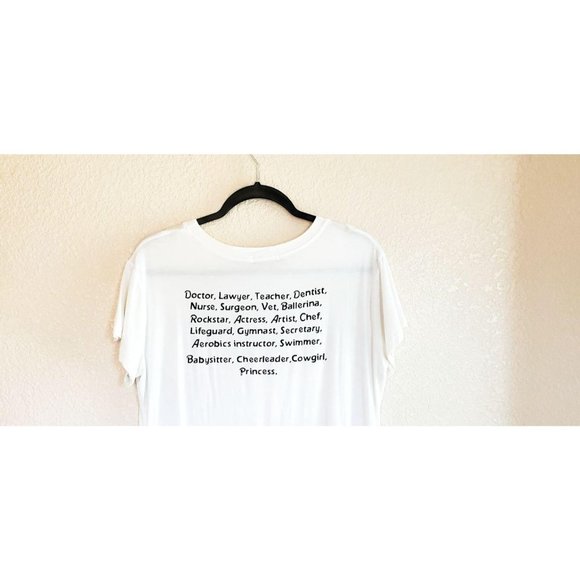 BARBIE GRAPHIC PRINT TOP SHORT SLEEVE XL - Picture 5 of 9